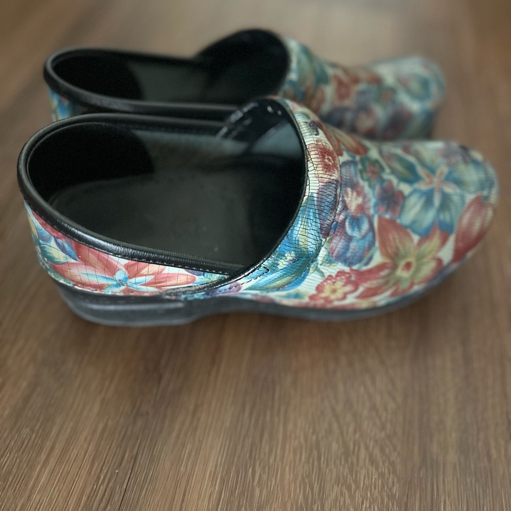 Dansko Multicolor Floral Women's Clogs size 37